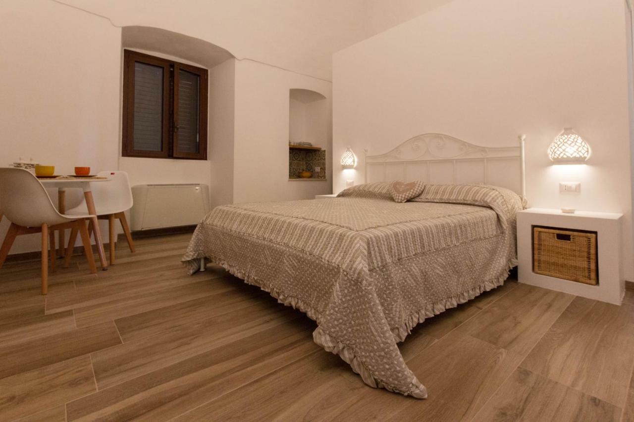 Masseria Poli Country House กอนแวร์ซาโน ภายนอก รูปภาพ